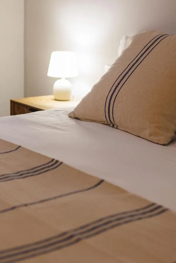 Bravissimo Figuerola, Spacious 3-Bedroom Apartment Girona 0*,