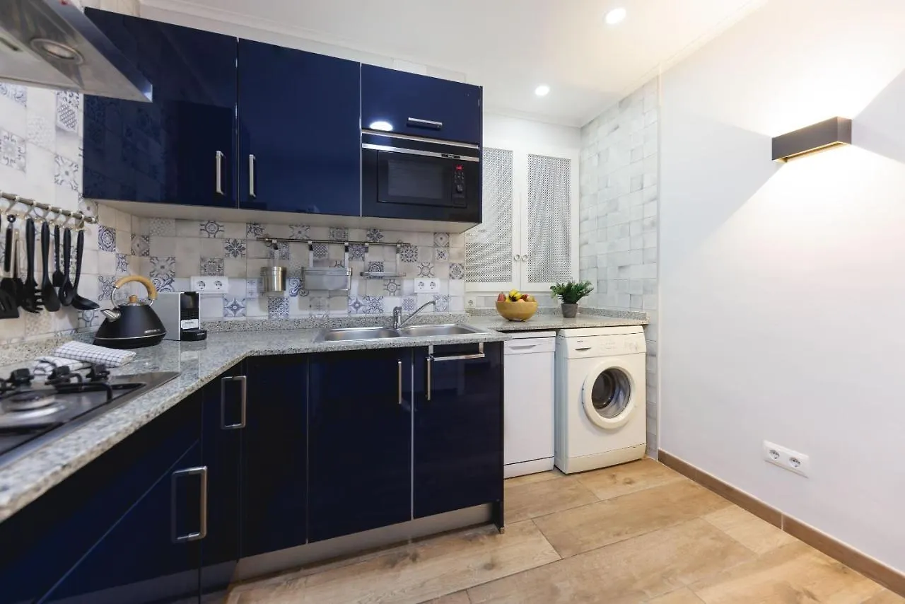 Bravissimo Figuerola, Spacious 3-Bedroom Apartment Girona Spain